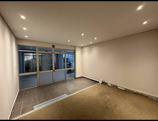 200M² OFFICE TO LET IN GARDENS
